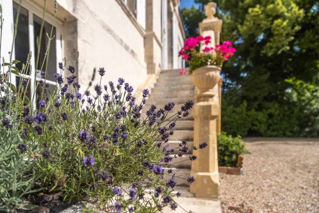 Manoir Le Coutureau Maisons D'Hotes Rouffignac-de-Sigoules Exteriér fotografie