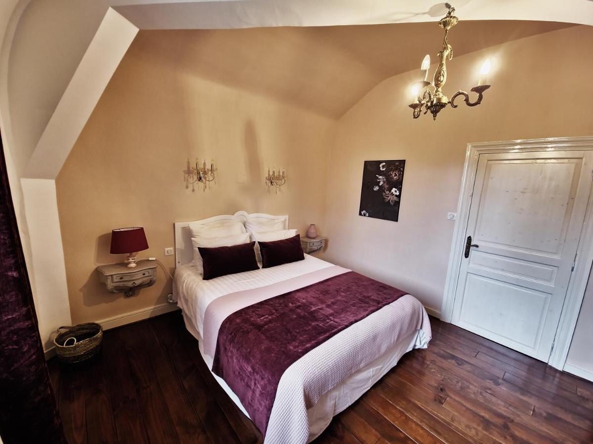 Manoir Le Coutureau Maisons D'Hotes Rouffignac-de-Sigoules Exteriér fotografie
